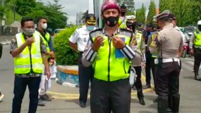 Polrestabes Palembang Terima Penghargaan Pelayanan Prima pada Publik