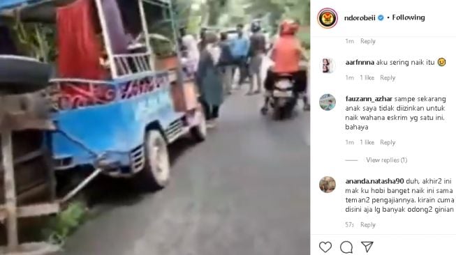 Kereta Odong-odong Terguling, Para Ibu dan Anak Menangis di Jalan