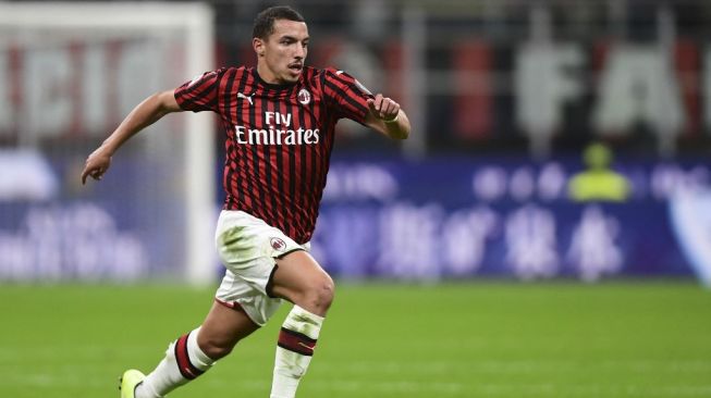 Cedera Lawan Red Star, Bennacer Dipastikan Absen di Derby della Madonnina