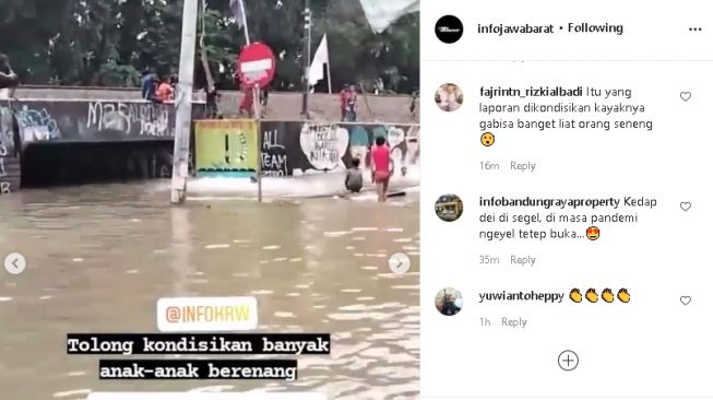 Underpass di Karawang jadi wahana bermain air anak-anak (instagram.com/@infojawabarat)