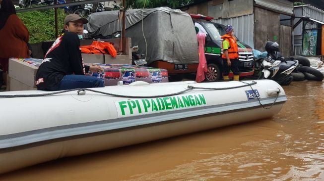 Lagi Bantu Korban Banjir, Relawan FPI Dibubarkan Polisi