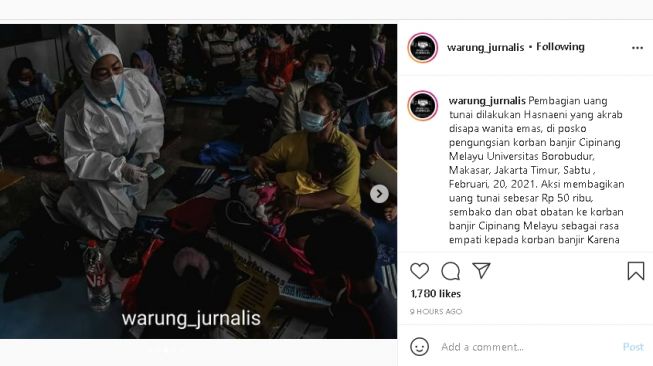 Wanita Emas membagikan uang tunai pada korban banjir (instagram)