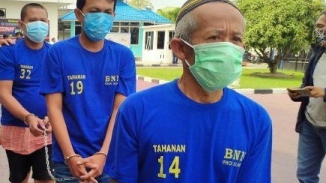 Pria Paruh Baya Nekat Edarkan Ratusan Gram Sabu Buat Bikin Kandang Kambing