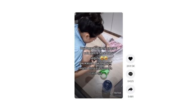 Prank valentine pacar dengan buket uang Rp 40 juta. [TikTok]