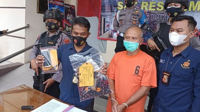 Tusuk Guru PNS, Pria Boyolali: Istri Saya Pernah Diajak Berduaan