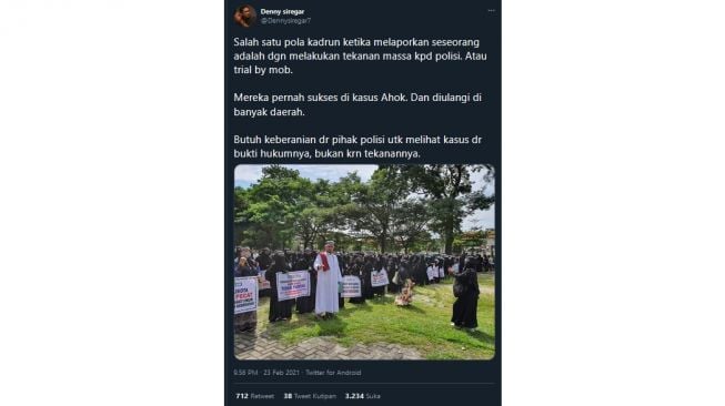 Cuitan Denny Siregar: Masuk Surga Bukan Ditentukan Tuhan tapi Ormas (twitter.com/Dennysiregar7)