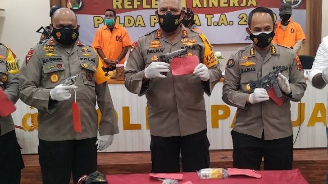 Anggota Dpr Sebut Oknum Aparat Jual Senjata Ke Kkb Papua Pengkhianat Negara