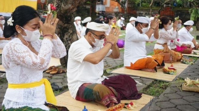 Wali Kota dan Wakil Wali Kota Denpasar Bali Hadiri Prosesi Mejaya-jaya