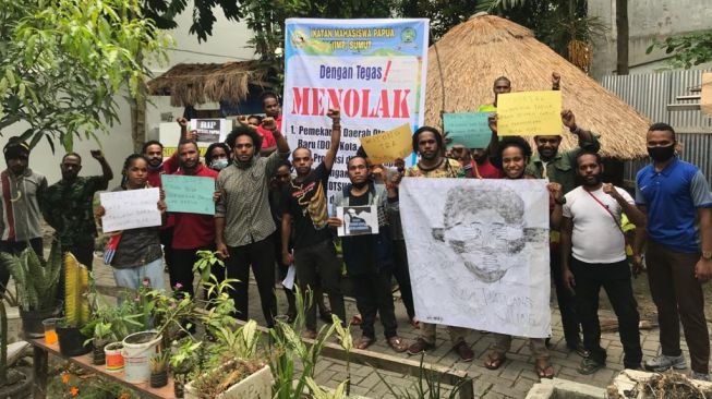 Mahasiswa Papua di Medan Tolak Otsus Jilid II dan Pemekaran Papua