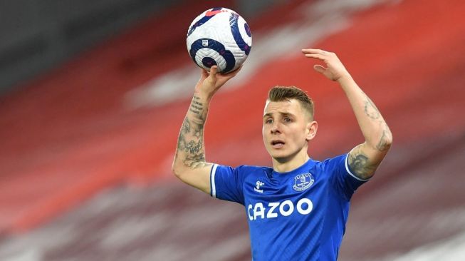 Ben Chilwell Cedera, Chelsea Siap Datangkan Lucas Digne dari Everton