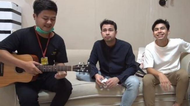 Suryanto ketemu Raffi Ahmad. (Youtube/RANSEntertainment)