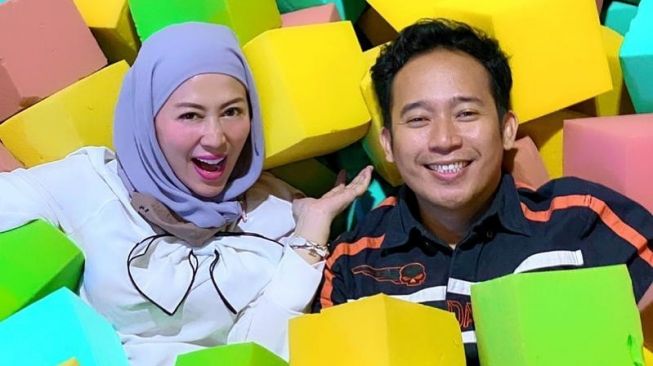 Demi Hewan Kesayangan, Denny Cagur Tega Singkirkan Alat Gym Istri