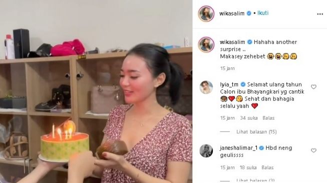 Wika Salim dapat kejutan ulang tahun. (Instagram/@wikasalim)