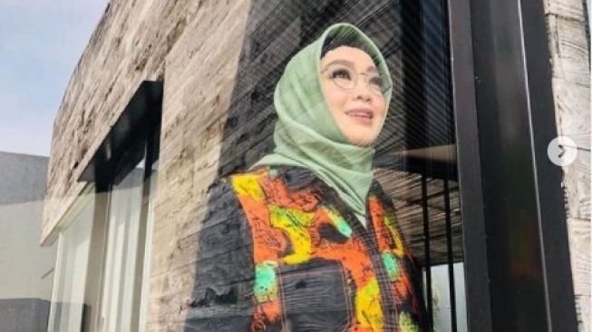 Presenter Kondang Era 90an, Rina Gunawan Meninggal Dunia