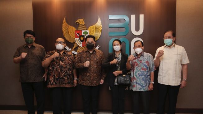 Reuni Eks Menteri BUMN, Erick Thohir Kumpul Bareng Rini hingga Tanri Abeng