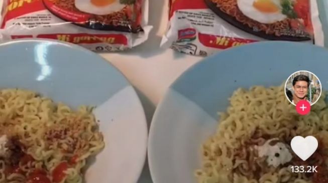 Perbedaan mi goreng di Jawa dan Pulau Sumatera {TikTok]