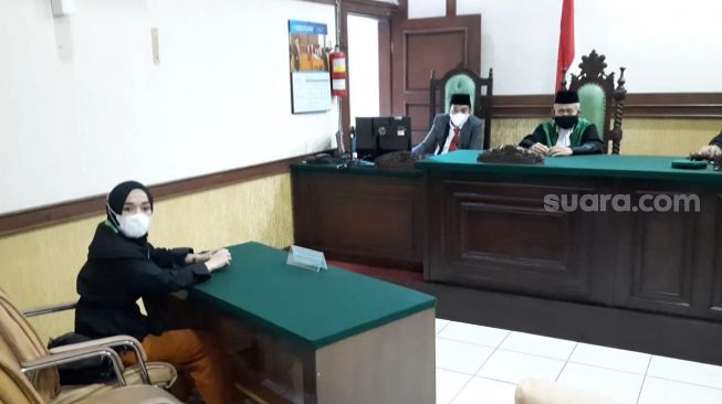 Istri Ayus Sabyan, Ririe Fairus [Suara.com/Ismail]