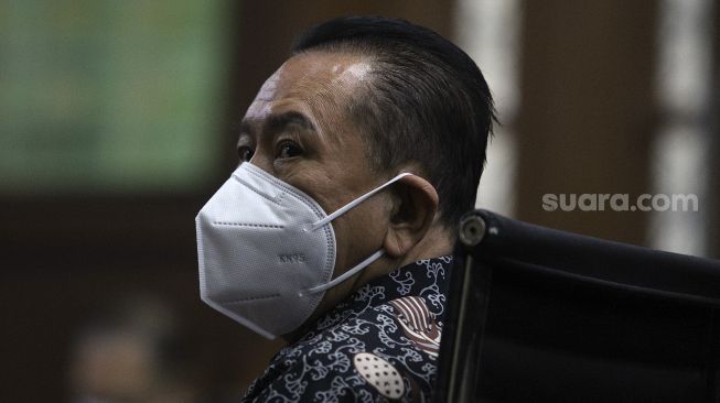 Terdakwa kasus dugaan suap kepada jaksa dan perwira tinggi Polri serta pemufakatan jahat, Djoko Tjandra mengikuti sidang pembacaan tuntutan di Pengadilan Tipikor, Jakarta, Kamis (4/3/2021). [Suara.com/Angga Budhiyanto]