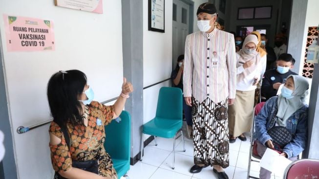 Virus B117 Muncul di Brebes, Ganjar Perpanjang PPKM Mikro