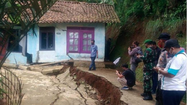 Waspada! 27 Daerah di Jawa Tengah Ini Rawan Terjadi Bencana Tanah Bergerak