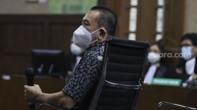 Terdakwa kasus dugaan suap kepada jaksa dan perwira tinggi Polri serta pemufakatan jahat, Djoko Tjandra mengikuti sidang pembacaan tuntutan di Pengadilan Tipikor, Jakarta, Kamis (4/3/2021). [Suara.com/Angga Budhiyanto]