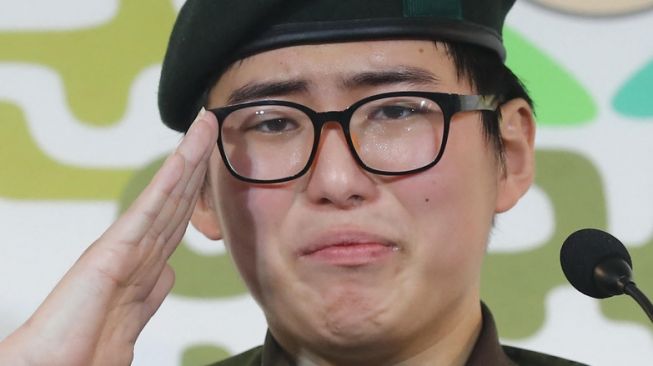 Byun Hee Soo, Mantan Tentara Transgender Tewas Setelah Dipecat