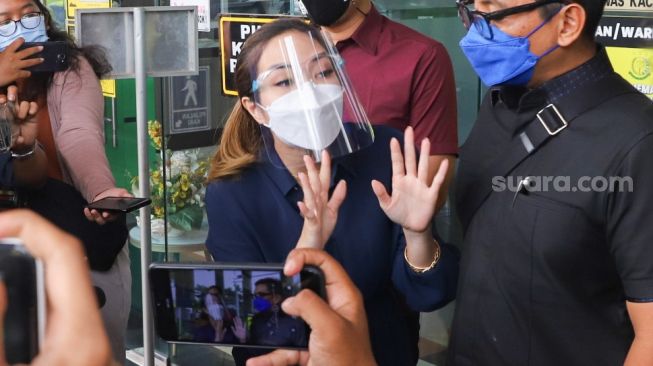 Gisel Akan Jalani Sidang Video Syur, eks Zumi Zola Lepas Hijab