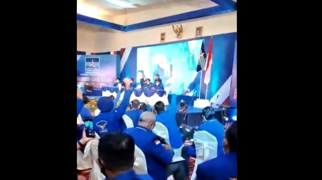 Video Moeldoko Beri Pidato Pertama, Peserta KLB Kepal Tangan Beri Dukungan