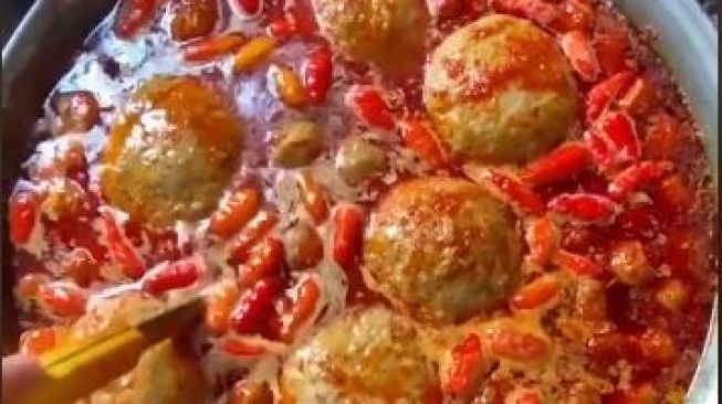 Pedasnya Bikin Dower Pedagang Bakso Ini Habiskan 7 Kilogram Cabai Sehari