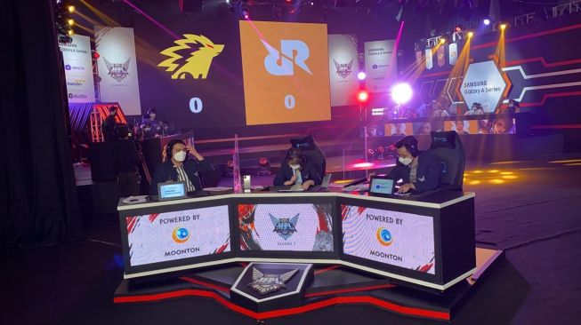 ONIC Menang Atas RRQ Hoshi di Laga Perdana The Royal Derby MPL Season 7