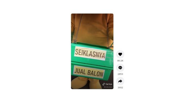 Badut penjual balon. [TikTok]