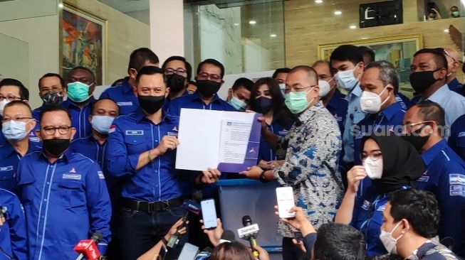 Usai Adu Legalitas di Kemenkumham, AHY dan Rombongan ke KPU