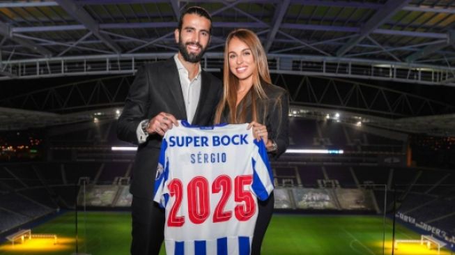 Cantiknya Cristina Pereira, Istri Gelandang Porto Si Penghancur Juventus