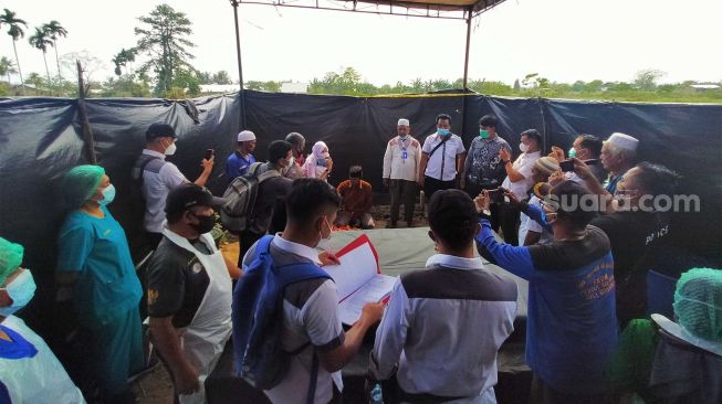 Makam Tahanan Tewas di Polsek Sunggal Dibongkar: Semoga Kebenaran Terungkap