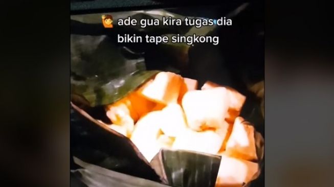 Tugas bikin tape buat panik. (TikTok/@sheillawindy)