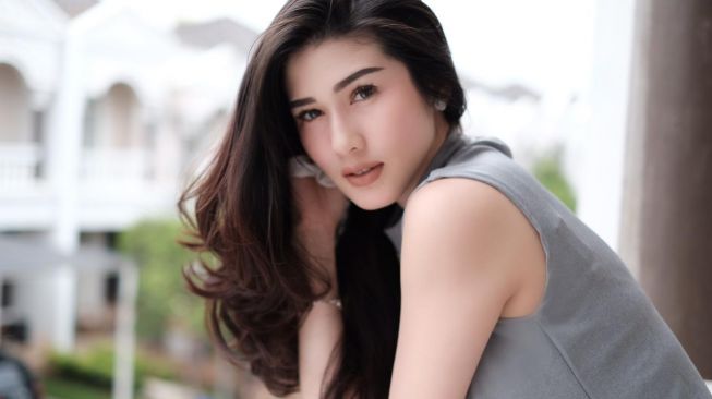 Stevianne Agnecya, Masih Terlihat Cantik Memesona Meski Punya 3 Anak