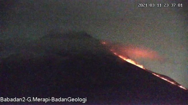 Update Merapi, Luncurkan 2 Kali Awan Panas dan 19 Kali Lava Pijar