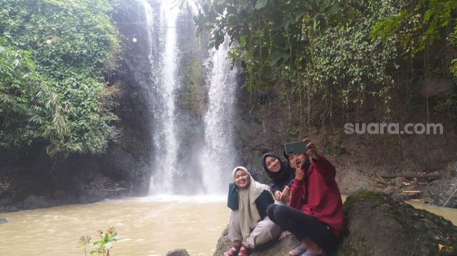 Bak Surga Tersembunyi, Ada Air Terjun di Tengah Permukiman Warga Semarang