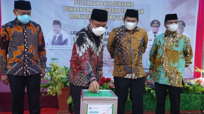 Andi Sudirman Serukan Wakaf Koin untuk Bantu Pendidikan di Takalar