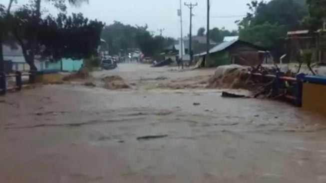 Banjir Bandang Terjang Kabupaten Sigi Sulteng