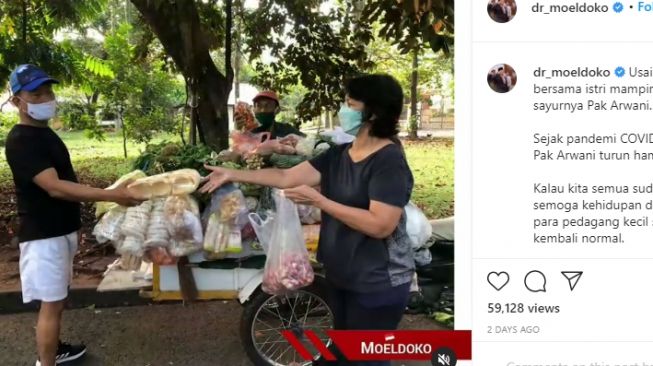 Moeldoko unggah video berbelanja di tukang sayur. (Instagram/dr_moeldoko)