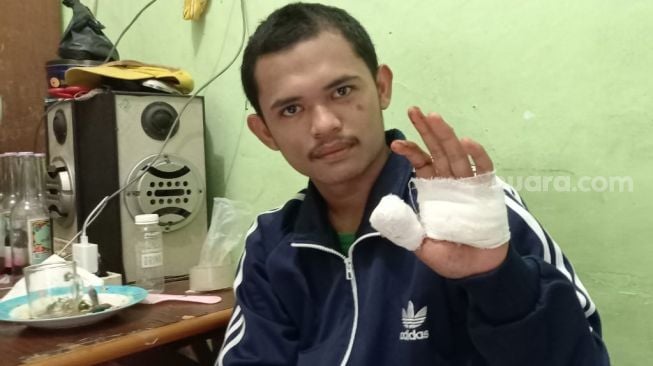 Kronologi Bapak dan Anak Diserang dan Dibacok Geng Motor Tangerang