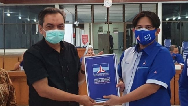 DPD Partai Demokrat Jateng Sambangi KPU, Serahkan Dokumen Legalitas Partai