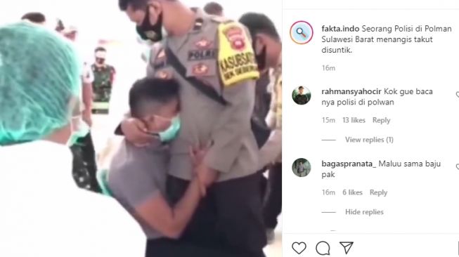 Polisi takut disuntik vaksin. (Instagram/@fakta.indo)