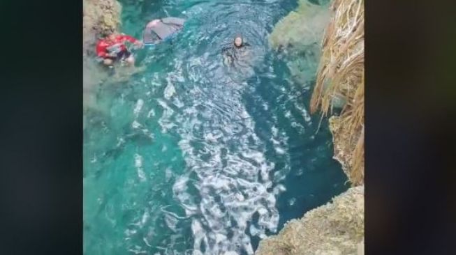 Niat Hati Ingin Asyik Terjun ke Air, Wisatawan Nyaris Celaka Gegara Ini