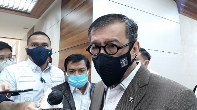 Soal Kisruh TWK KPK, Menkumham Yasonna: Uji Aja di Pengadilan daripada Ribut, Capek!
