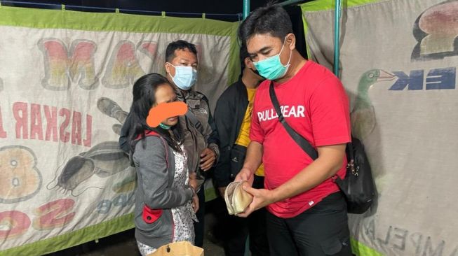 Edarkan Sabu, Ibu Rumah Tangga Ditangkap Polisi di Cikarang