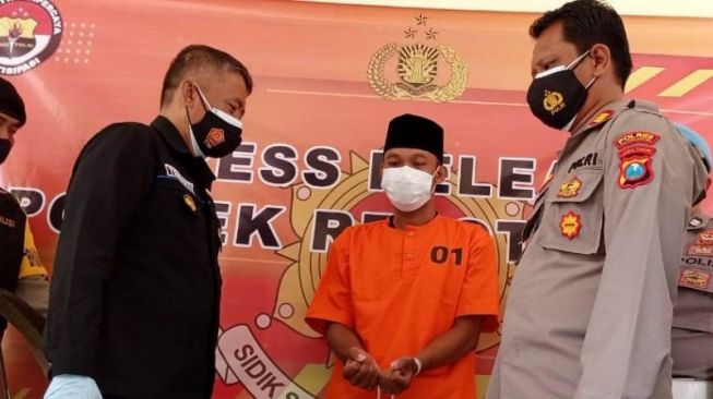 Bawa Pistol Mainan Anak, Polisi Gadungan Perdayai Warga Tulungagung