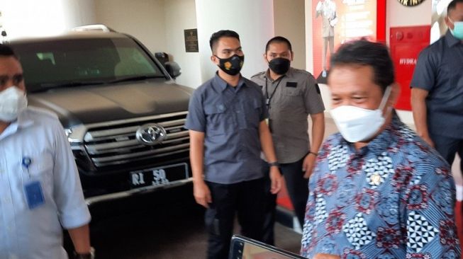 Menteri KKP Temui Singkat ST Burhanuddin, Kejagung Bantah Bahas Kasus