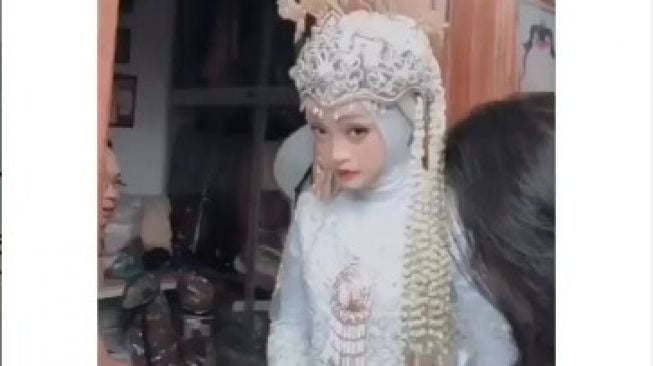 Malu Banget! Cewek Tak Jadi Nikah karena Cowoknya Kabur ke Bali saat Akad